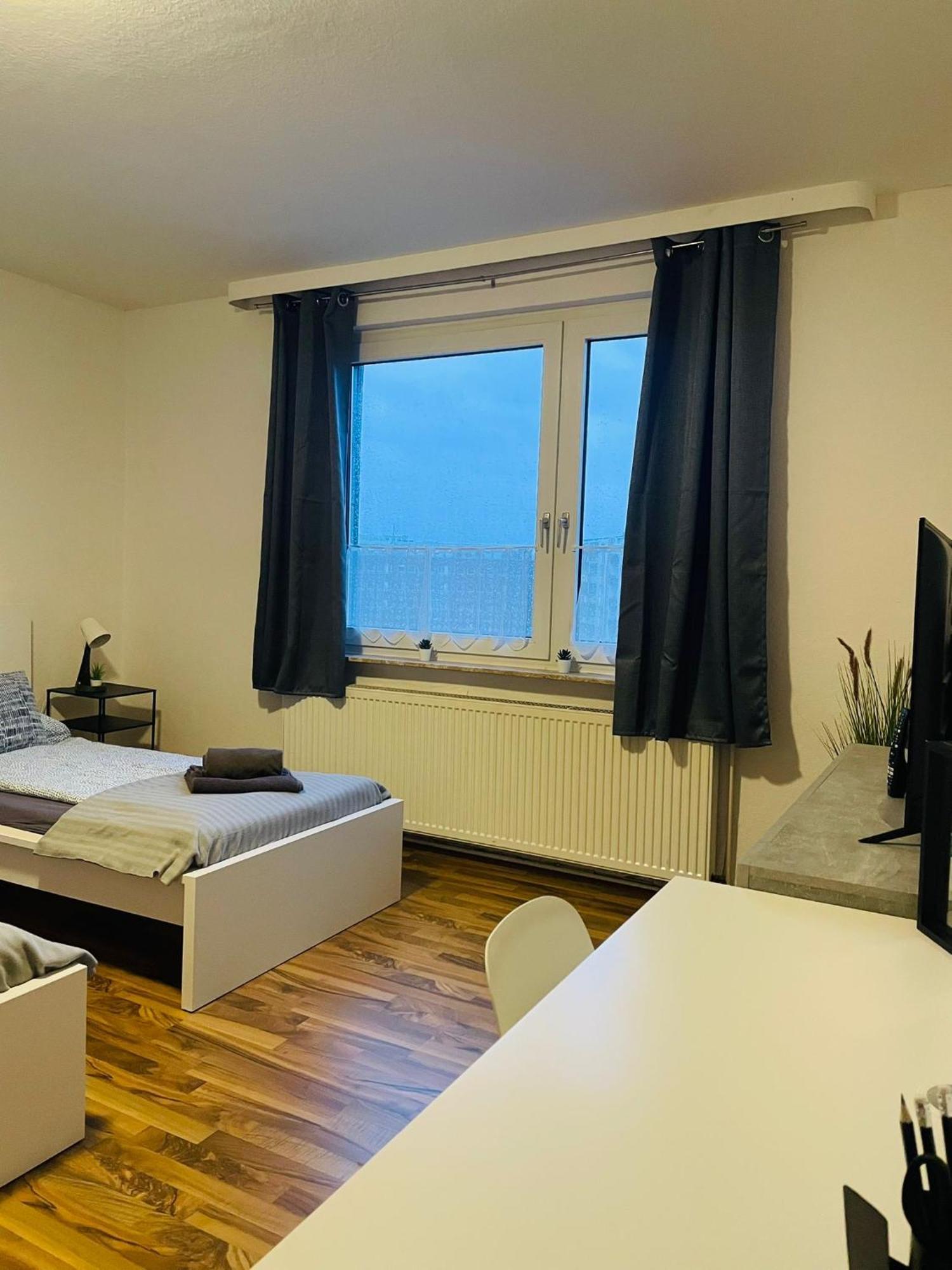Quartier 7 - Zentral Gelegene Ferienwohnung Mit Stadtblick Bremerhaven Exterior foto
